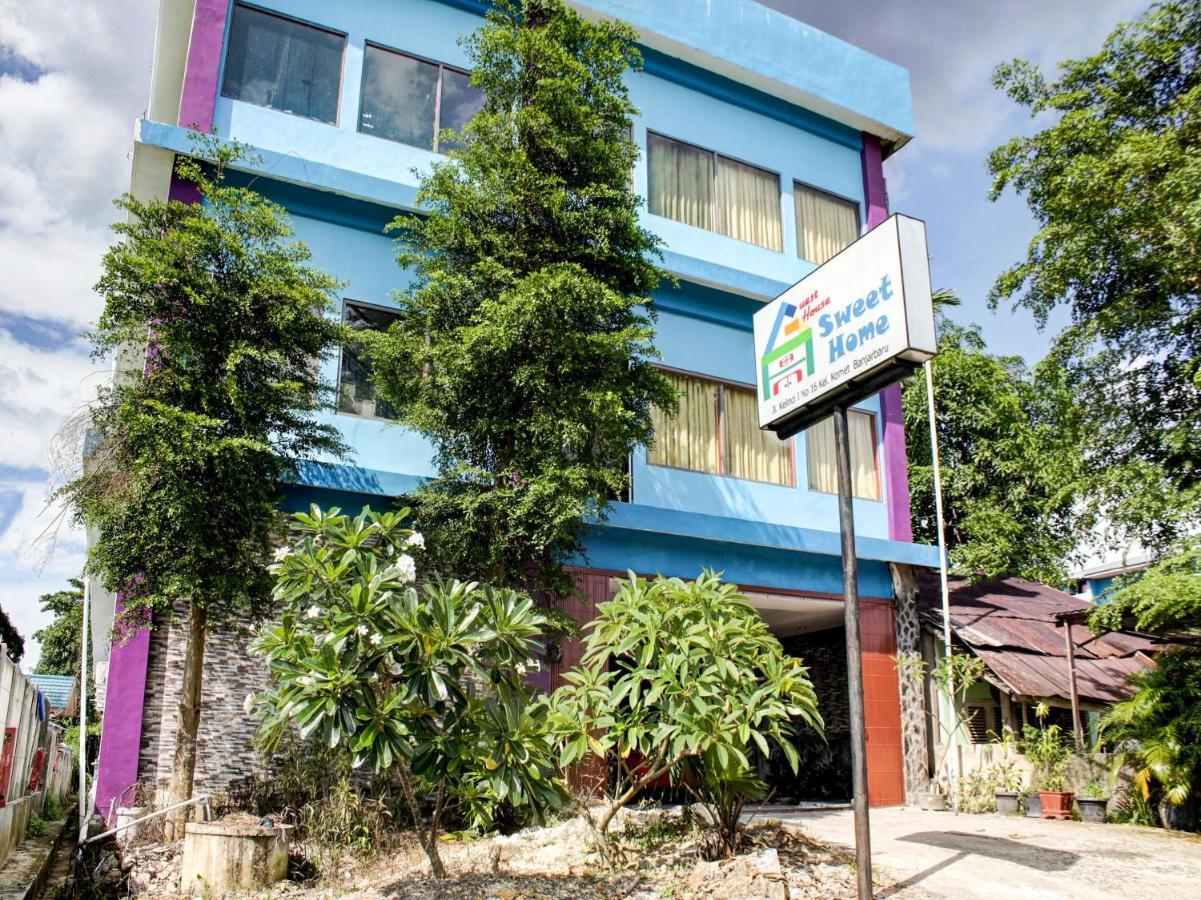 OYO 3903 Sweethome Syariah Guesthouse Martapura  Bagian luar foto