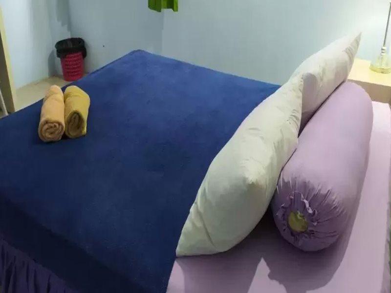 OYO 3903 Sweethome Syariah Guesthouse Martapura  Bagian luar foto
