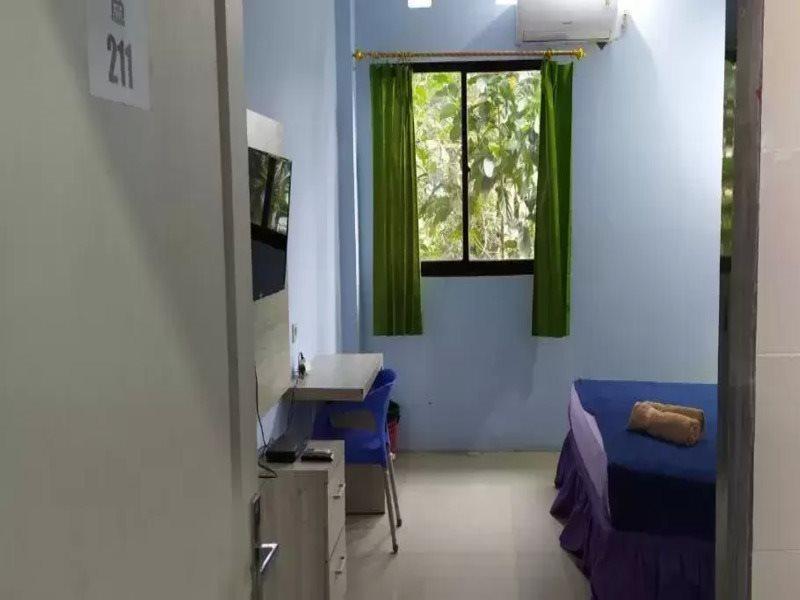 OYO 3903 Sweethome Syariah Guesthouse Martapura  Bagian luar foto